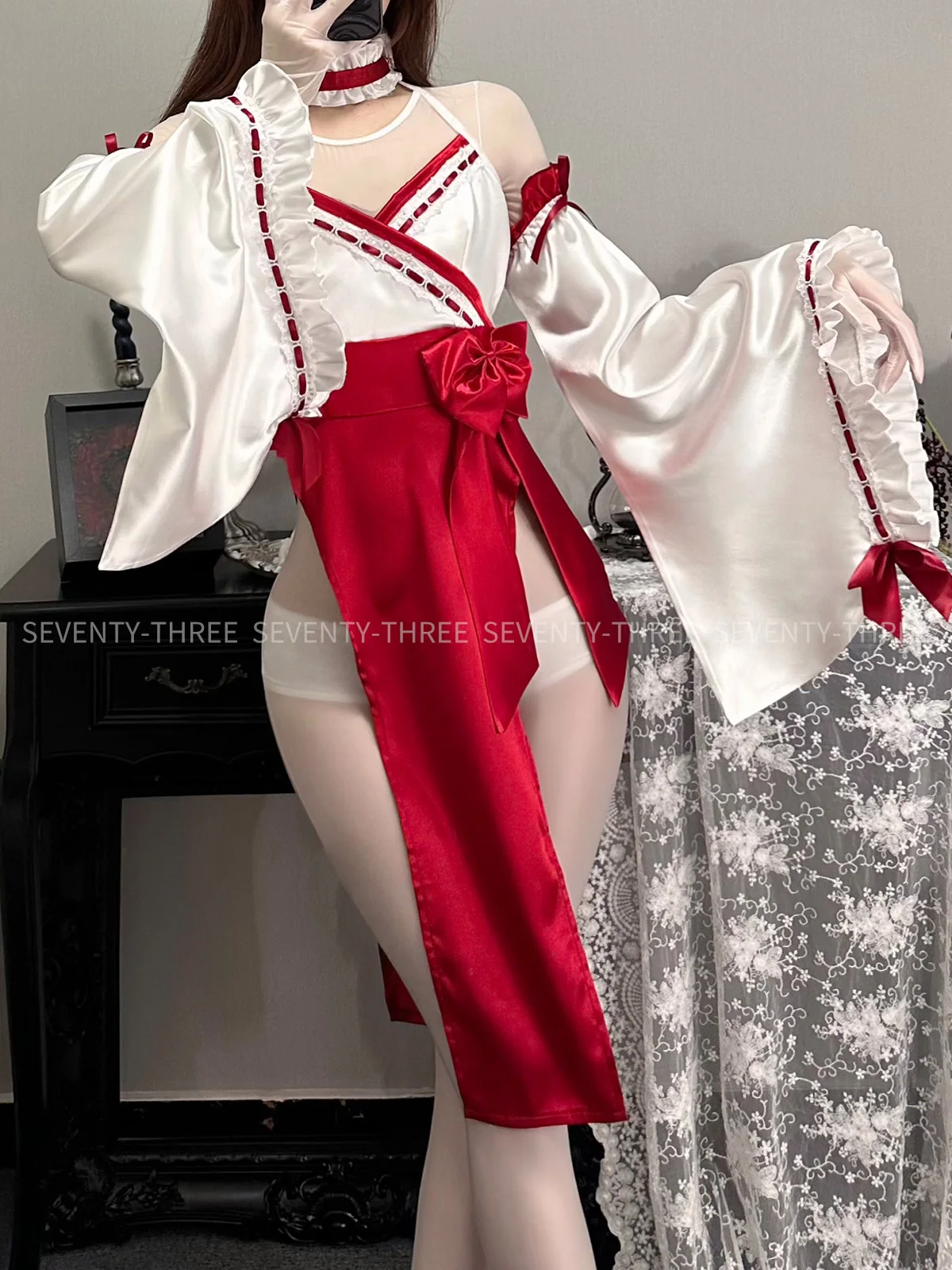 Women Japanese Anime Miko Cosplay Outfit, Red And White Kimono Bra And Panty Set Witch Cosplay Costume