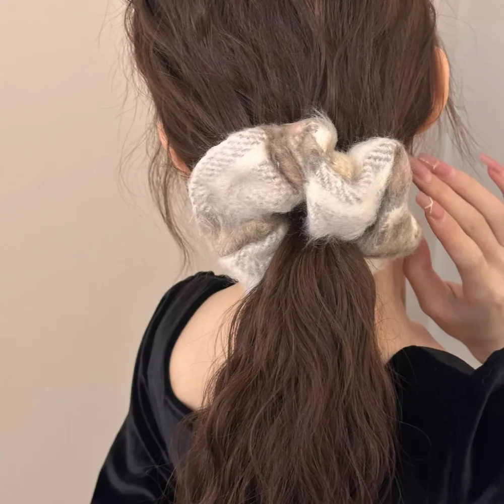 1/2pcs Wool Blend Scrunchie Vintage Cozy Style Perfect Daily Looks Warm Hair Accessory Women Bohemian Comfort Inspired Outfits