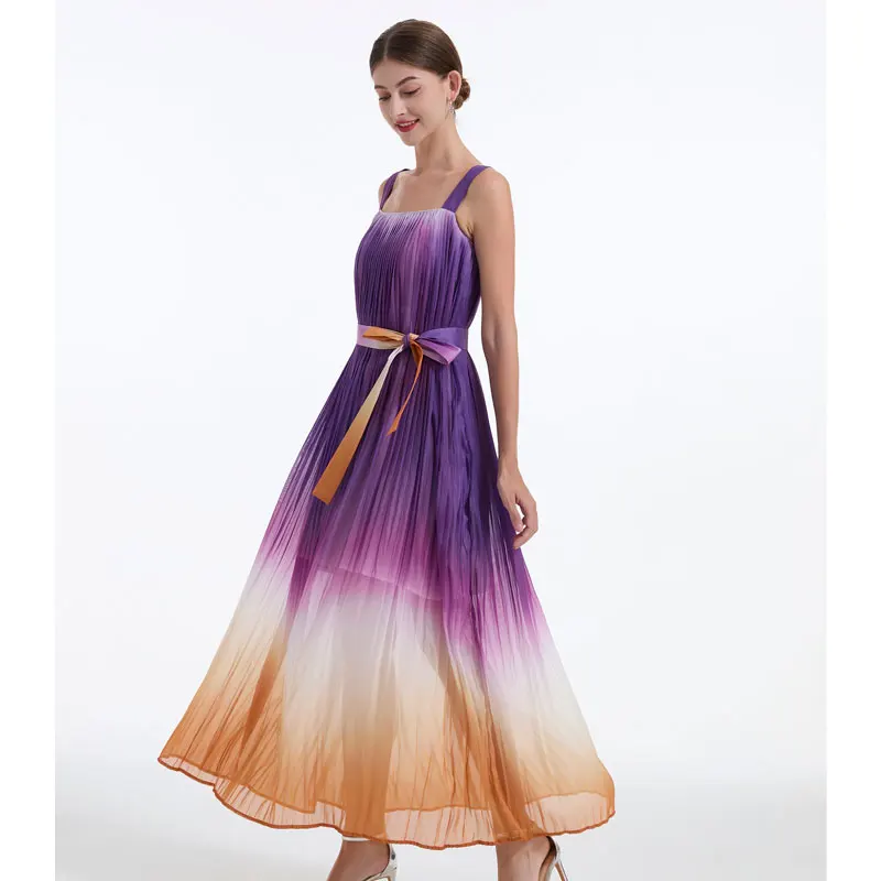 

2024 New Fashion Elegant Summer Long Dress Women Mesh Gradient Sleeveless Spaghetti Strap Holiday Pleated Dresses F713