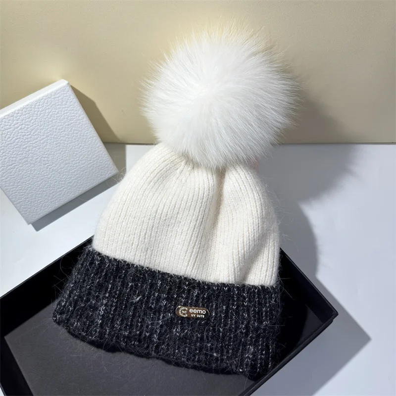 

Trendy thickened Angora rabbit fur knitted hat autumn and winter real fox fur ball hat retro versatile ear protection hat