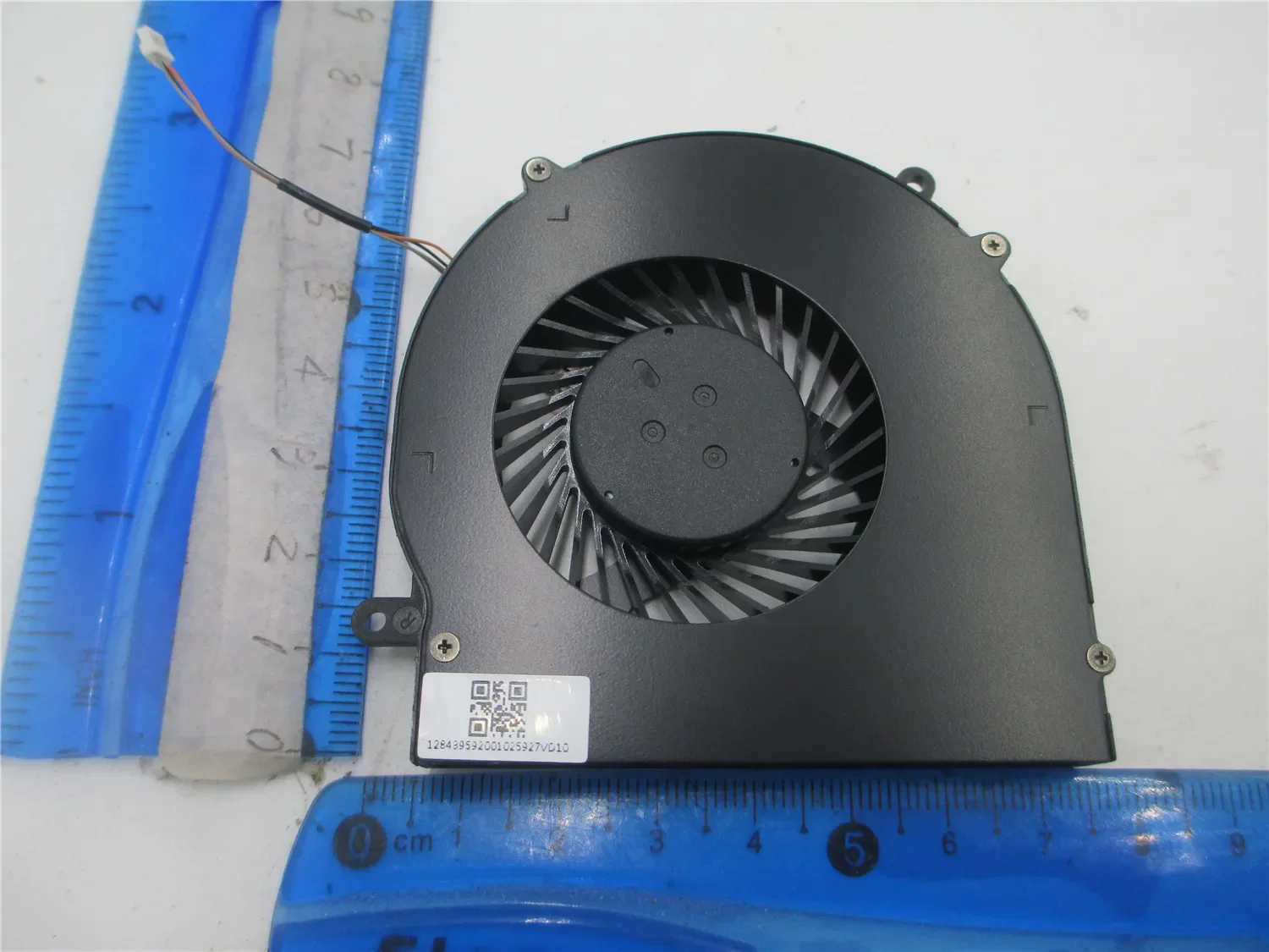 Imagem -04 - Ventilador de Refrigeração Razer Blade 15 0300 0328 3009 Dfs5k121142621 Fb07009m05spa Fb07009m05spb Gtx1660ti Fm5d Fl6s Flk7