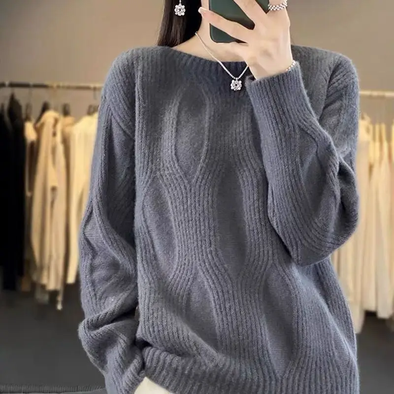 Korean Series Lazy Wind Simplicity Versatile Leisure Commute Sweet Warm Round Neck Loose Women\'s Sweater Autumn Winter 2024