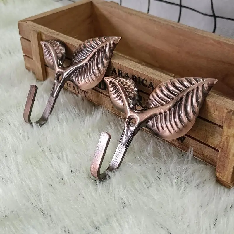 2 PCS Leaf Shaped Decorative Wall Hooks Heavy Duty Rustproof For Entryway Bathroom Hanging Coats Towels Bags