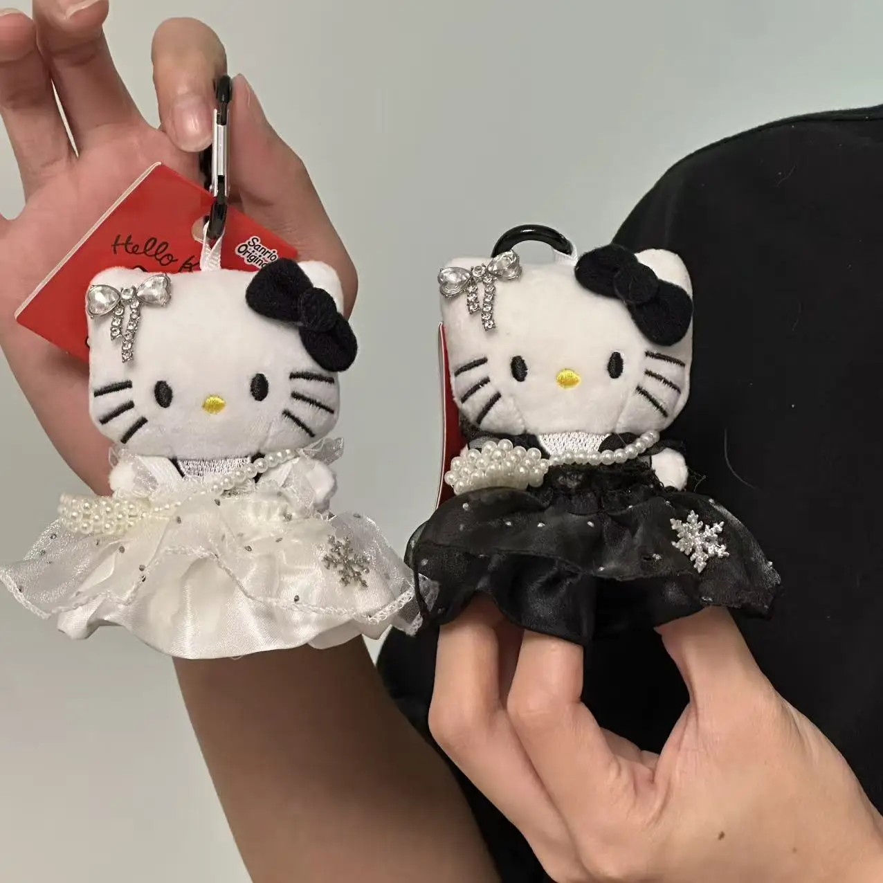 オリジナルブライダルハローキティパフィースカートハンドバッグチャームぬいぐるみかわいい漫画バックパックペンダント女の子クリスマスの日の誕生日プレゼント