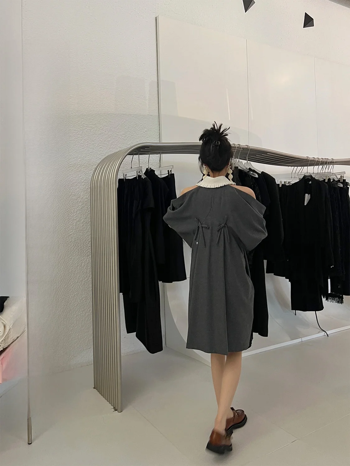 

Новинка: Платье-бэбидолл Iuiu AJing с цветными вставками, бантом и воротником, свободного кроя, с эффектом стройности, для осени