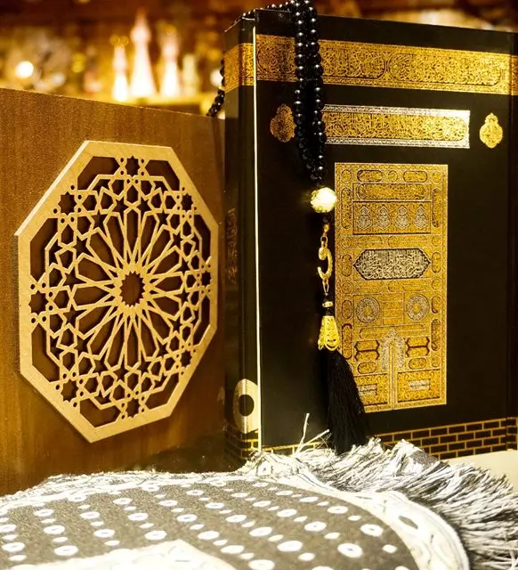 Mother's Day Special Luxury Wood Boxed Black Prayer Mat, Rosary, Holy Quran Set