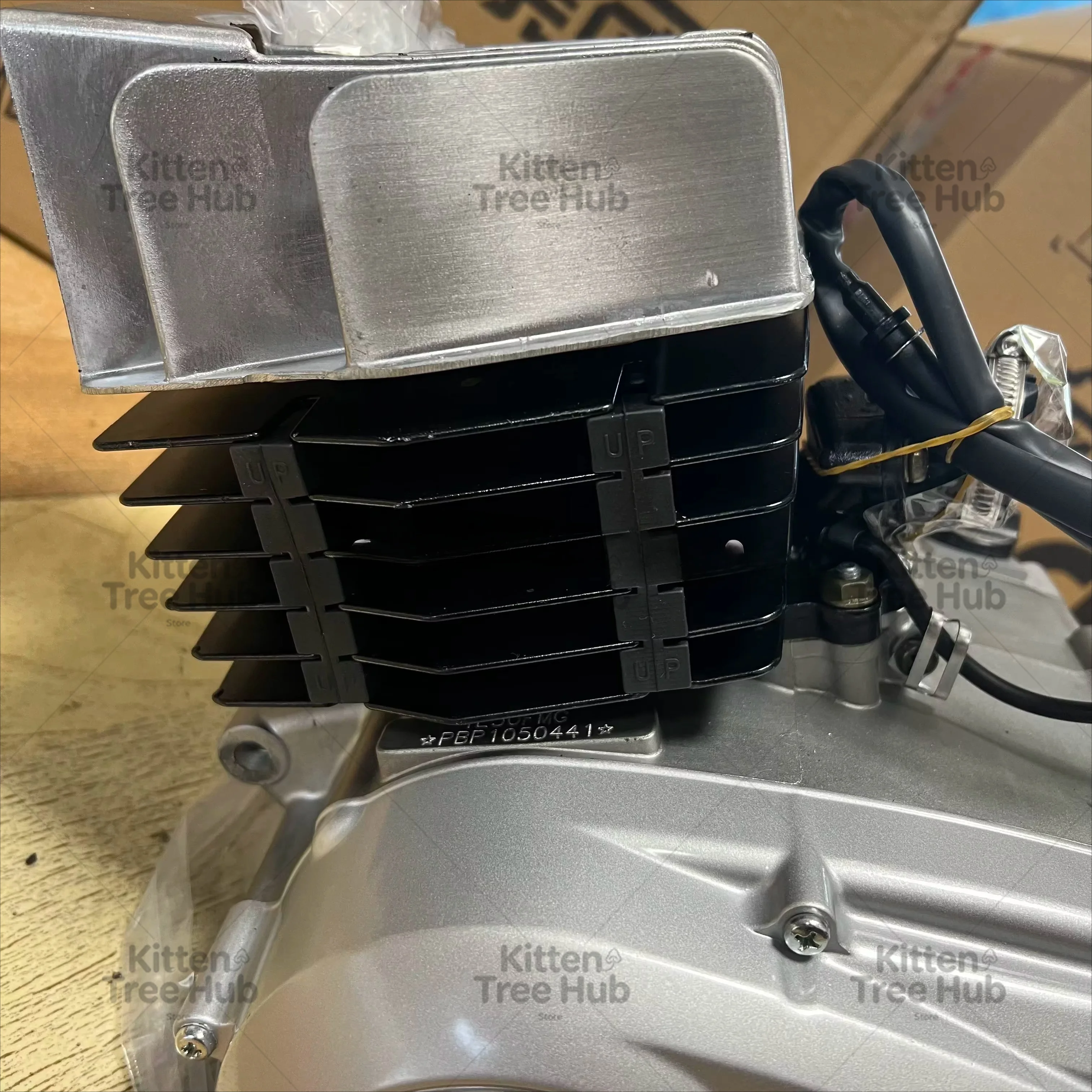 AX100 100cc 2-Stroke Engine, Electric & Kick Start Motor Spare Parts for Motorcycle Repair, Made in China