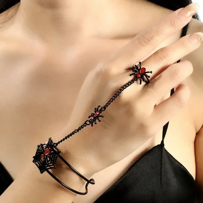 

New Halloween Women's Bracelet Dark Punk Retro Style Diamond Spider Hand Chain Ring Set Girls Fashion Accessories Festival Gift