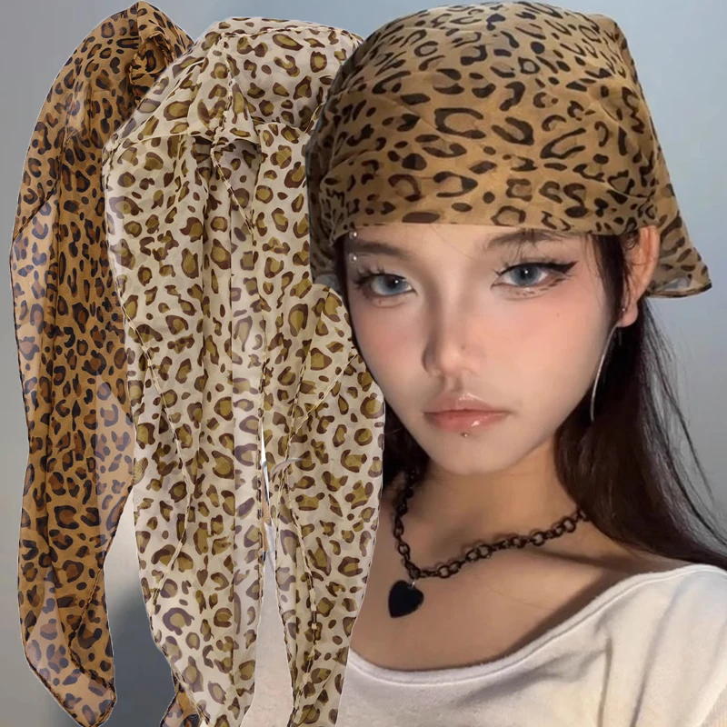 

Квадратный шарф с леопардовым принтом в стиле ретро для женщин, атласные шарфы с тонкими краями, повязка на голову, модная женская шаль для волос Y2K, женский шейный платок