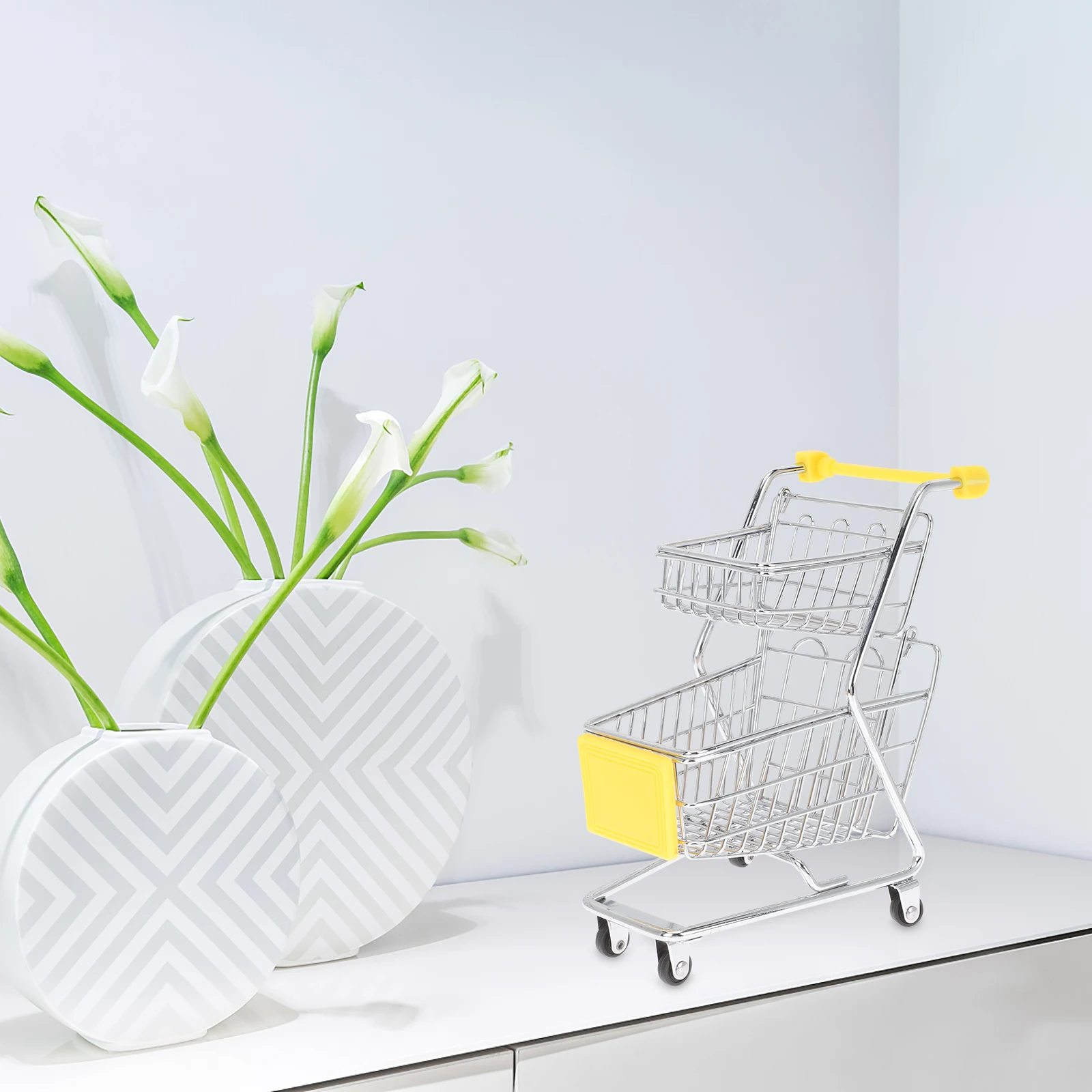 Keranjang Belanja Mini Desktop Supermarket Handcart Tempat Penyimpanan Kecil Dekorasi Kantor Model Keranjang Belanja Kecil