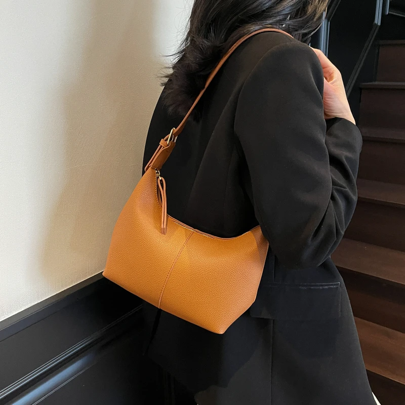 

New Simple Casual Versatile Women's Commuting PU Leather Single Shoulder Bag Fashion Versatile Outdoor Storage Bags