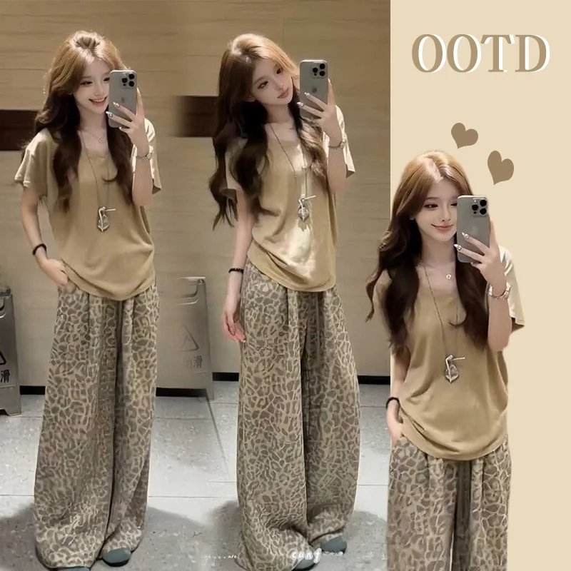 

Summer Fashion Women's Short Sleeve T-Shirt And Leopard Print Wide Leg Pants Casual Two-Piece Set High Waist Polyester Fiber