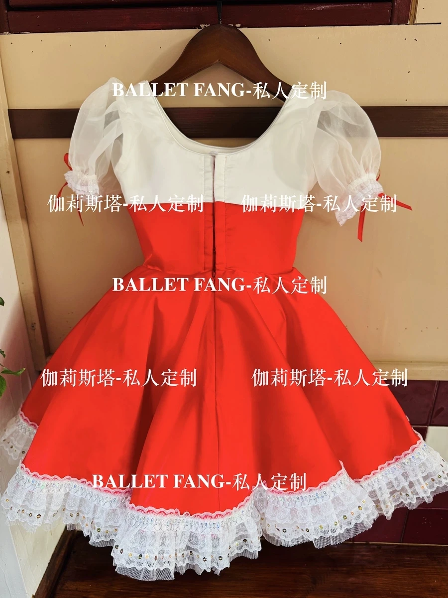 Little Red Riding Hood Variations Ballerina Dress Classic red pompadour dress with a beautiful basket hat short gauze dress