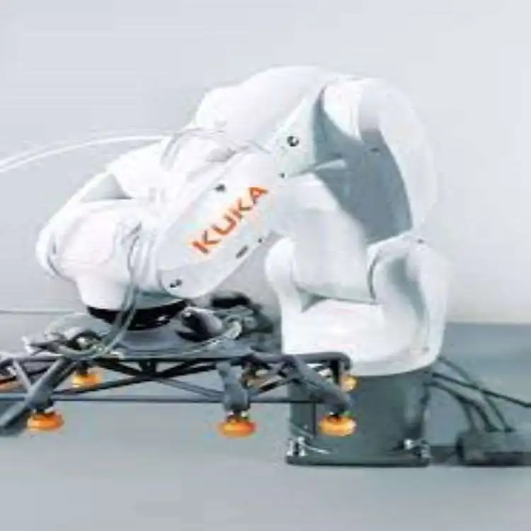 Kuka braccio robotico a 7 assi LBR iiwa 14 R820 con Robot RGV automatizzato CNGBS come Robot collaborativo