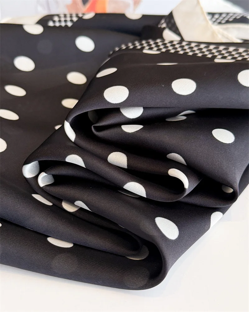 Modischer Seidenschal mit Punktmuster für Damen, Weiches Satin-Kerchief, Foulard, Haarband, Handtaschenband, Kopftuch, Halstuch, Stirnband – Detail 4