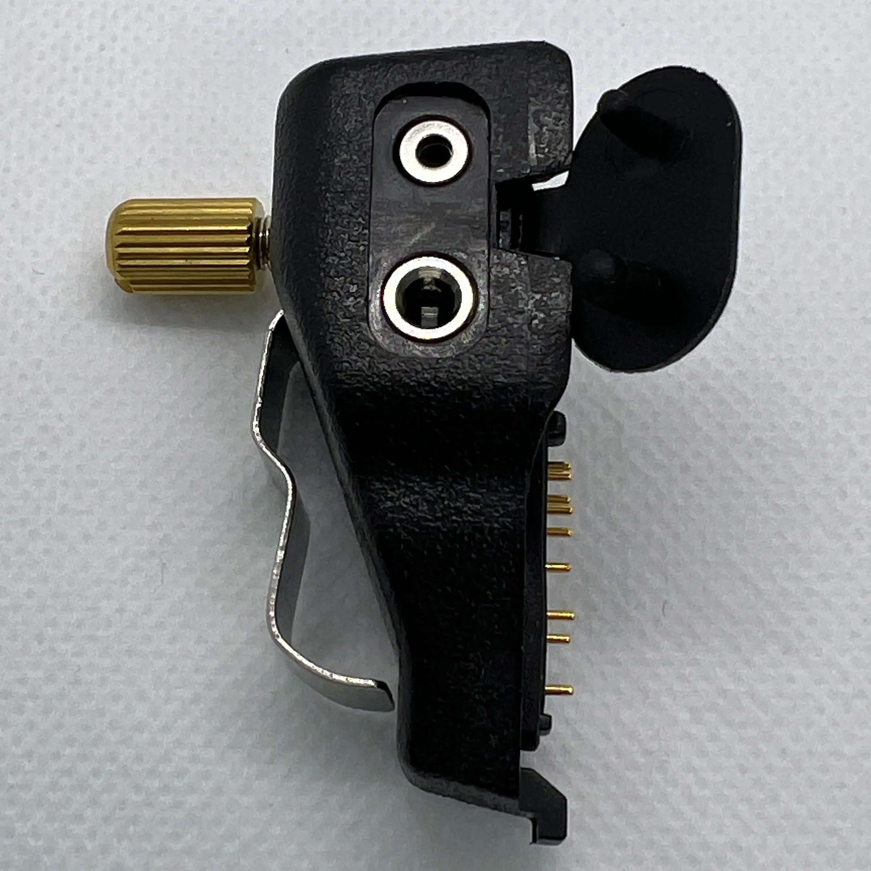 

Multi Pin To 2 Pin Earpiece Audio Adapter for Kenwood Radio TK2140 TK3140 NX 300 200 320 220 TK280 TK380 TK480 TK481 TK2180