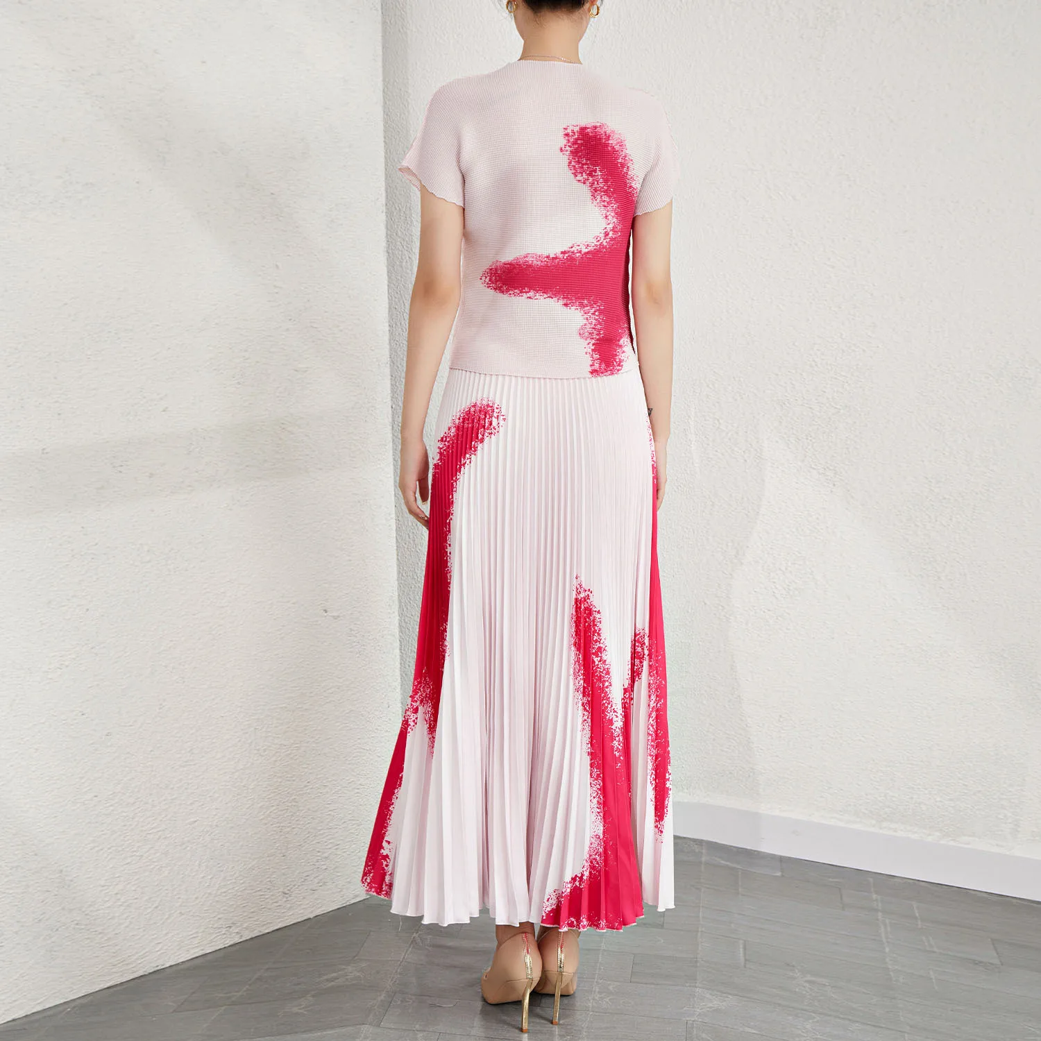 Miyake Fashion Set 2025 Summer French High Feeling Pleated Printed Short Sleeve High Waist A-line Pleated Half Skirt