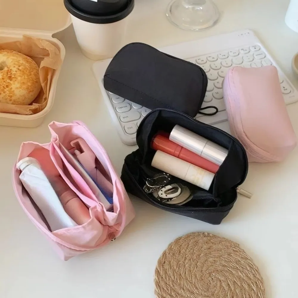 Portable Size Makeup Bag Solid Color Mini Design Travel Organizer Pouch Daily Storage Multi-Compartment Lipstick Bag For Girls