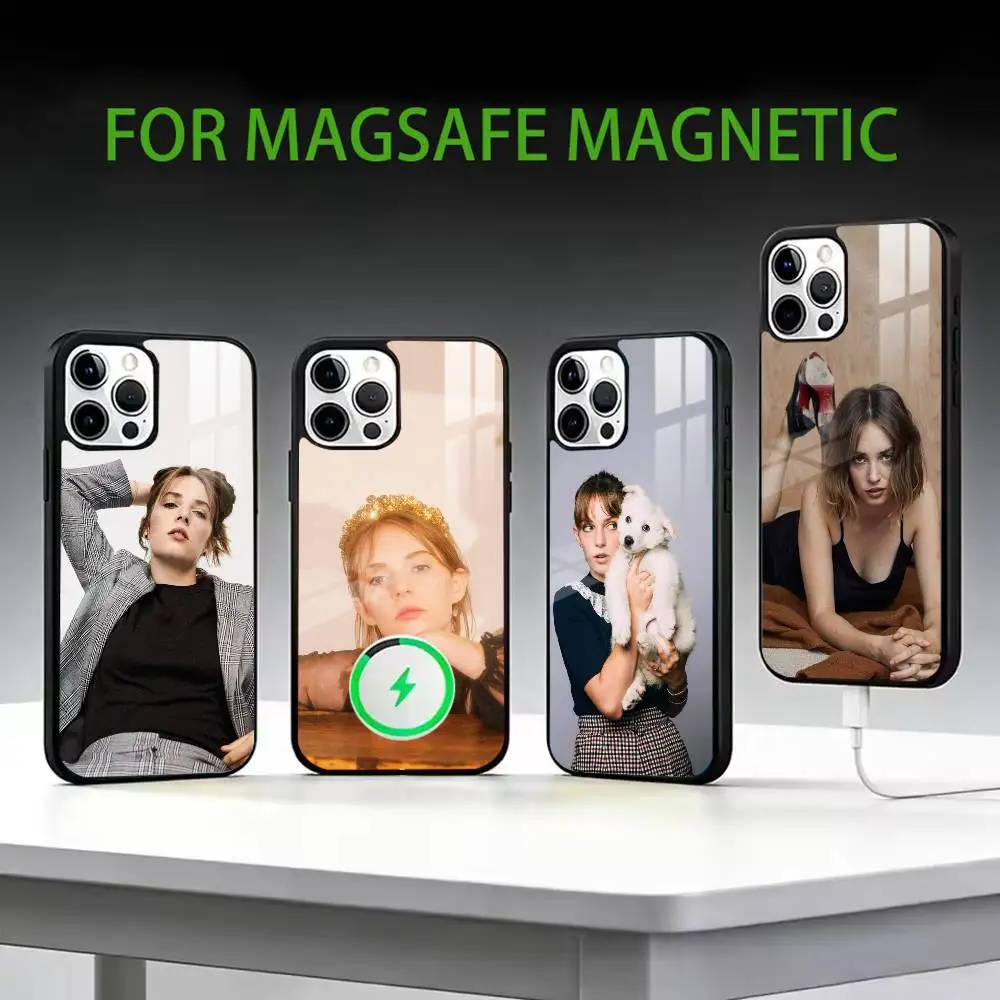 

a-American M-Maya Hawke Phone Case For iPhone17,16,15,14,13,12,11 Plus,Pro Max Magnetic For Magsafe Wireless Charging