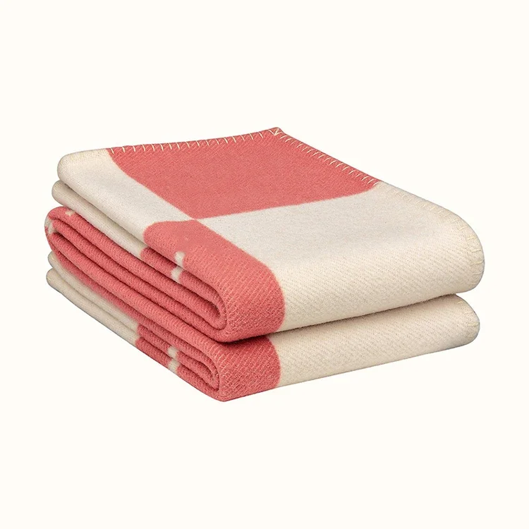 Good Quality Custom Soft Polyester Throw blanket Fleece Blankets Wholesale For Winter bed blankets