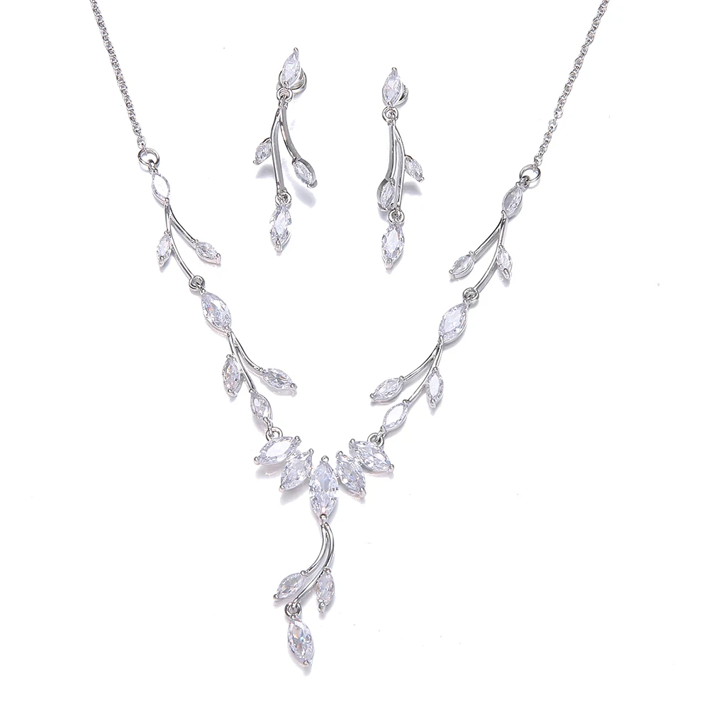 Bettyue Simplicity Style Leaves Shape Design Jewelry Set Noble White Color AAA Zirconia Dress-Up Female Exquisite Ornament