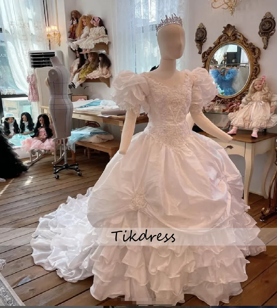 

Luxury Korean Wedding Dress With Sleeve Elegant Tiered Ruffles 70s Victorian Bridal Dress 2025 Medieval Country Bride Customized