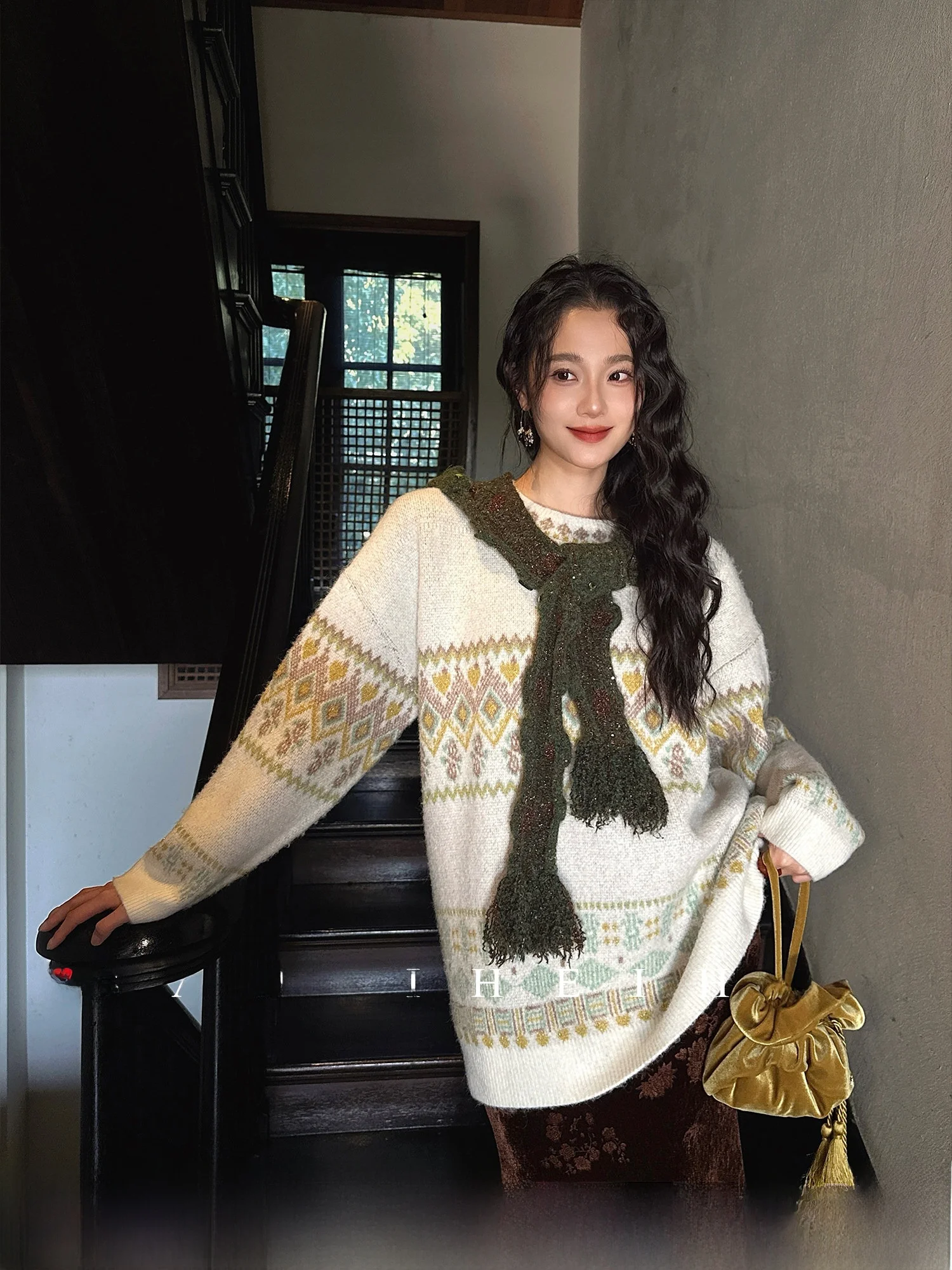 

Sanji Bla Flower Knitted Large Sweater Women's round Ne Winter High-End Feel Commute Sle Pure Online S Fing Heated