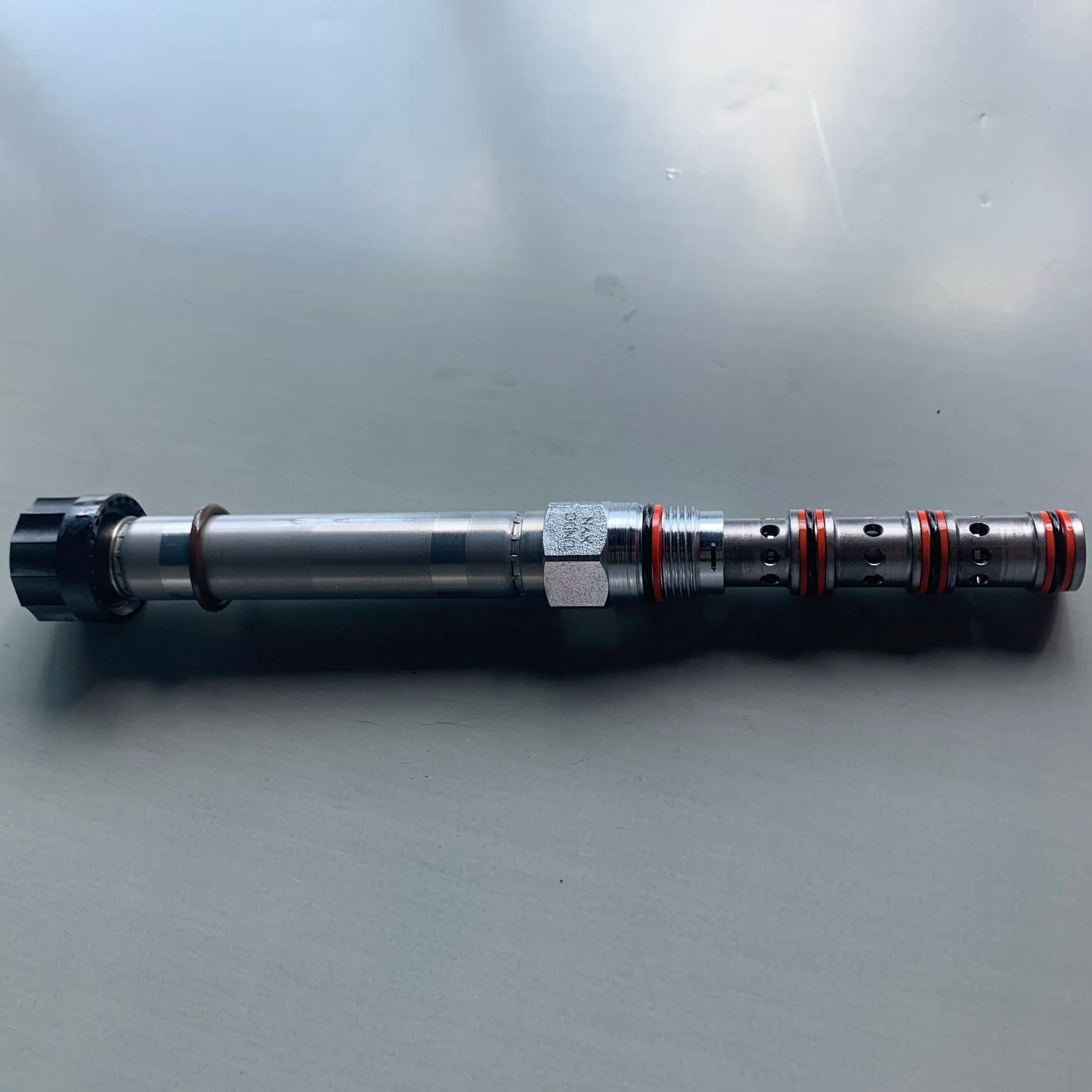 DNDC-XYN DNDC XYN DNDC-XYN224 DNDC-XYN924 DNDCXBN  hydraulics 4-way, 3-position, solenoid-operated directional valve