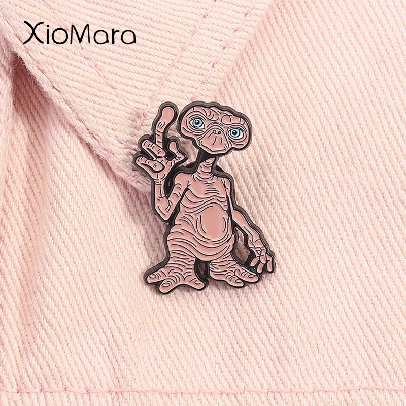 

Science Fiction Movie Enamel Pin ET Alien Cartoon Anime Brooch Lapel Backpack Badge Fashion Jewelry Accessories Gift For Friends