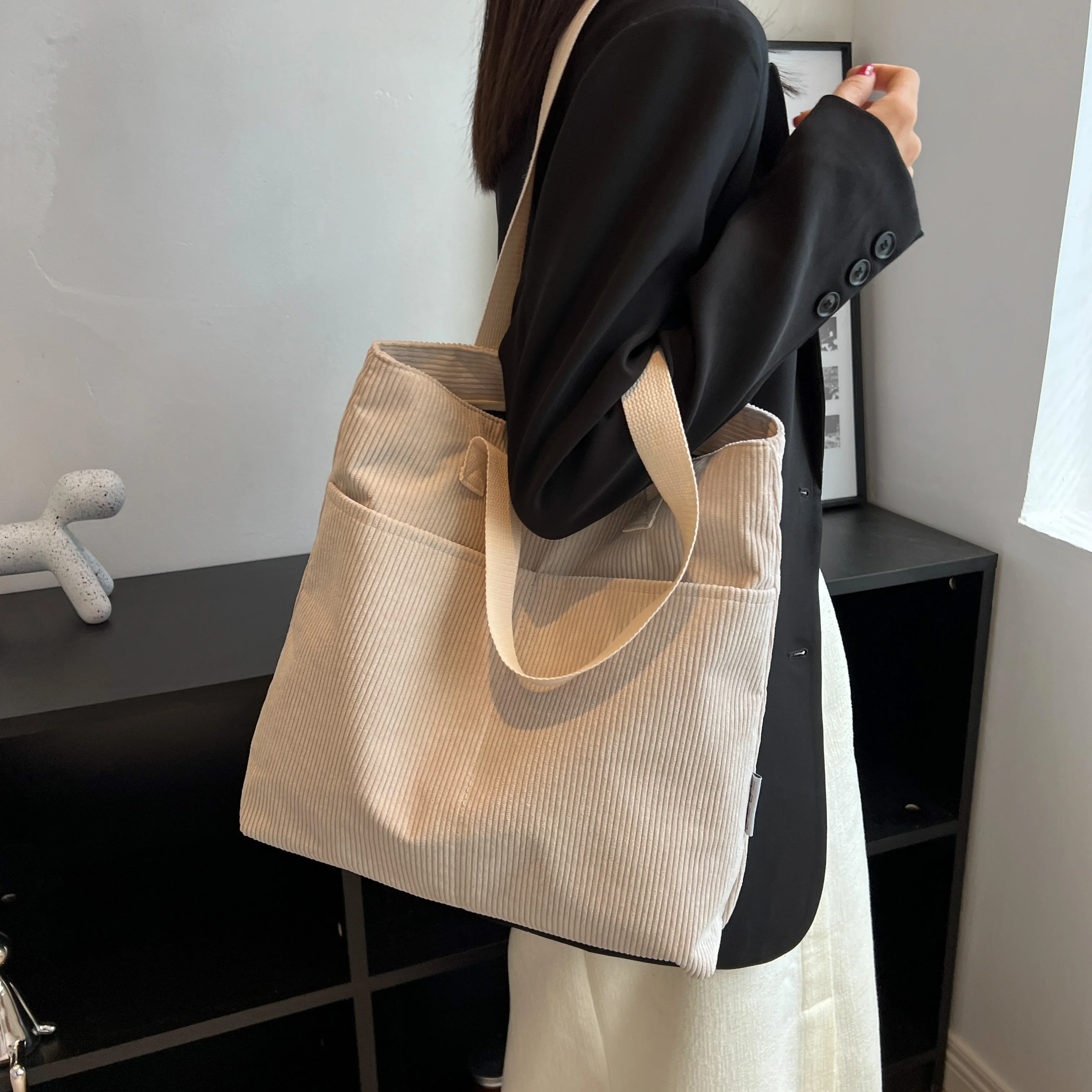 Women Corduroy Shoulder Shopping Bags Casual Outdoor Party Tote 2022 New Female Bag Handbags Applicable in Autumn and Winter