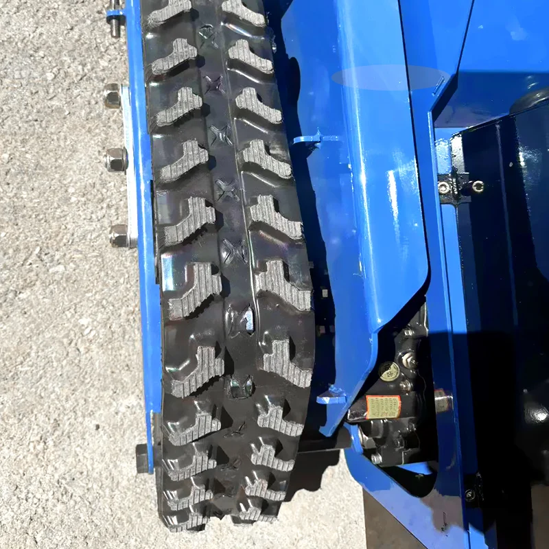 Customized Electric Self-propelled Smart Black  Remote Control Self-propelled Crawler Lawn Mower Parts