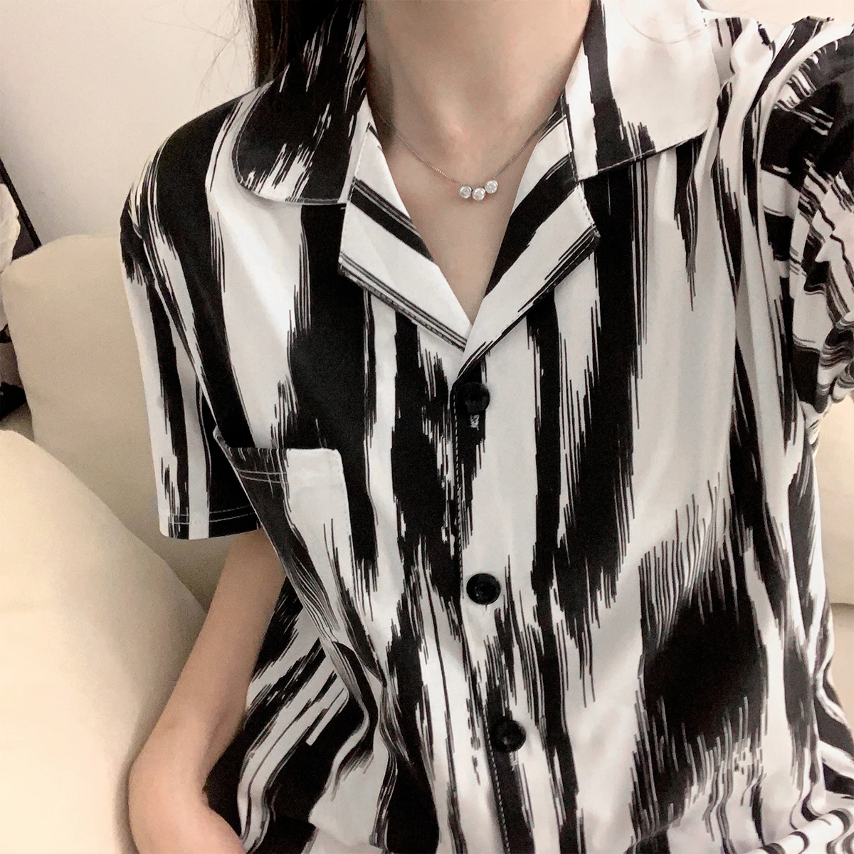 Summer New INS Style Pajamas Women's Set Irregular Stripes Relaxed Casual Outwear Short Sleeve Shorts Cardigan Homewear