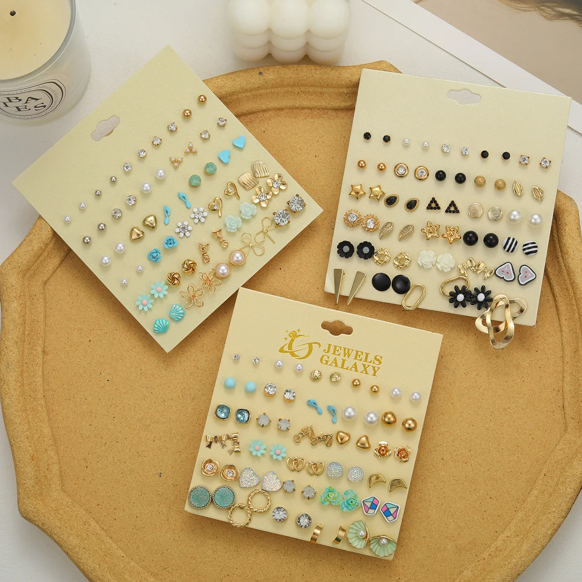 30 Pairs Set New Water Droplet Flower Inlaid Rhinestone Simple Retro Earrings Set