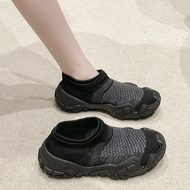 Damenschuhe 2024 neue Sommer Mesh atmungsaktive Mode dünne weiche Sohle leichte und vielseitige Lauf Kokosnuss Turnschuhe