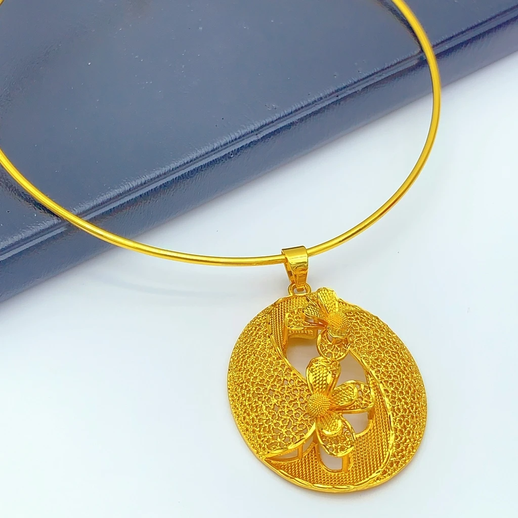 Luxuriöses Äthiopisches 24k Vergoldetes Blumen-Halsketten- und Ohrring-Set für Frauen Indisches Dubai Brautschmuck-Set Hochzeitsgeschenk – Detail 3