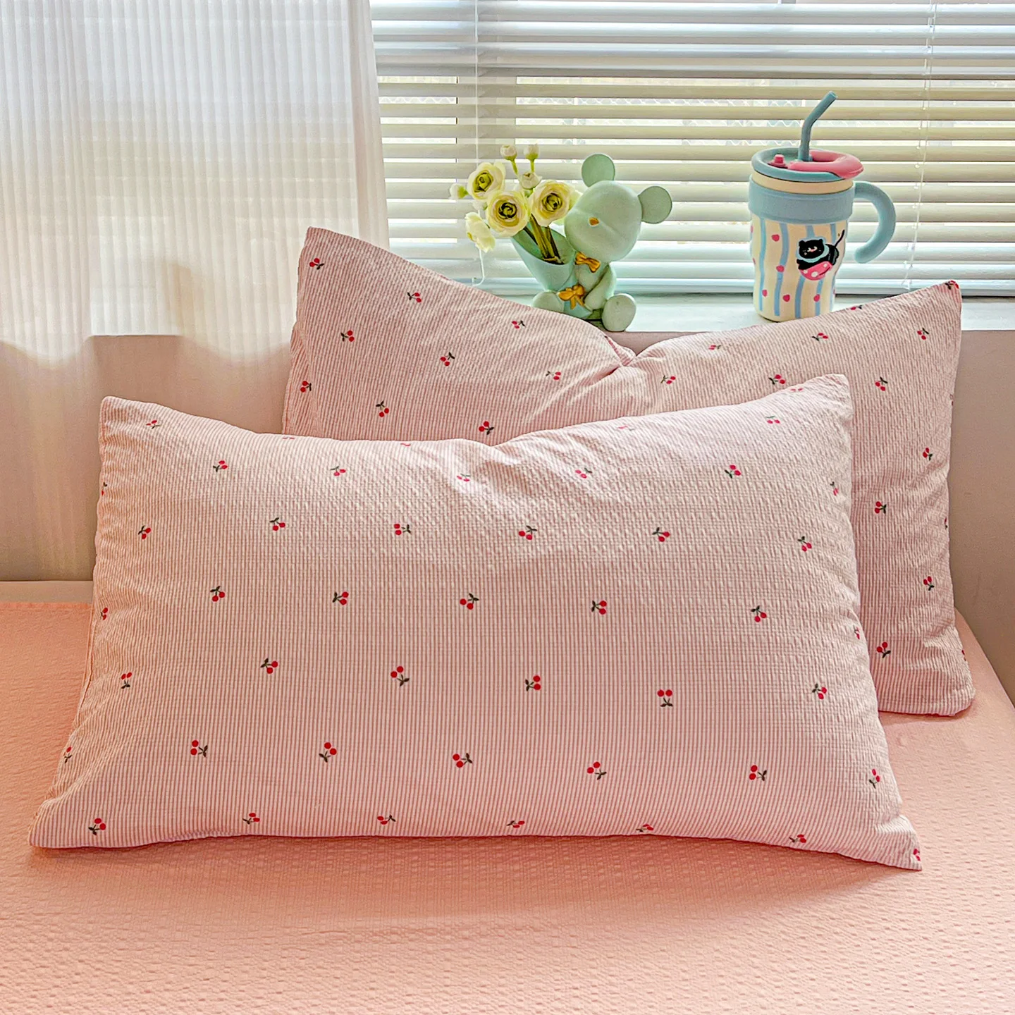 Seersucker Pillowcase, Double-layer Soft Gauze Printed Pillow Cover, Soft & Breathable Decorative Pillow Case for Bedroom
