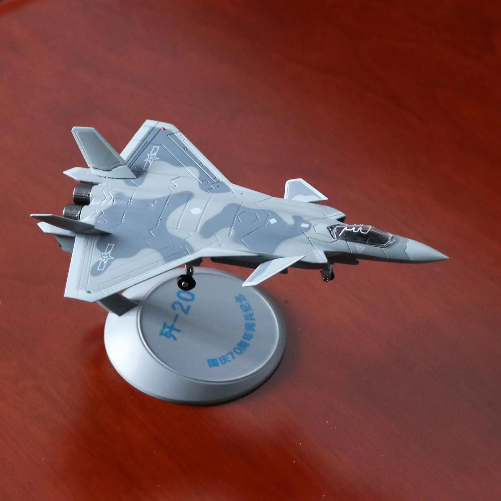 1/144 Alloy Aviation J20 Model with Metal Bracket Home Decoration