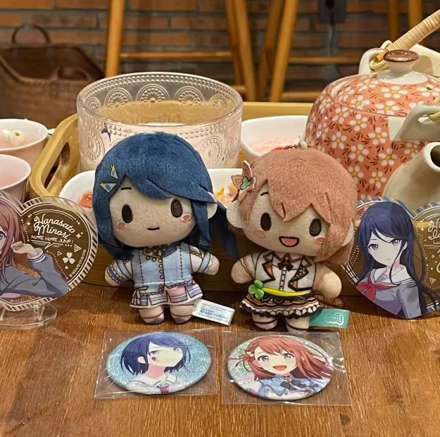 

Игровой проект Sekai Momoi Airi Shinonome Akito Yoisaki Kanade Asahina Mafuyu Akiyama Mizuki Shinonome Ena Plushie Pendant Gift