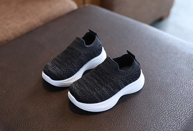 Kinder-Laufschuhe für Jungen und Mädchen, Lässige Atmungsaktive Rutschfeste Mesh-Walkingschuhe mit Weicher Sohle für Kleinkinder – Detail 9