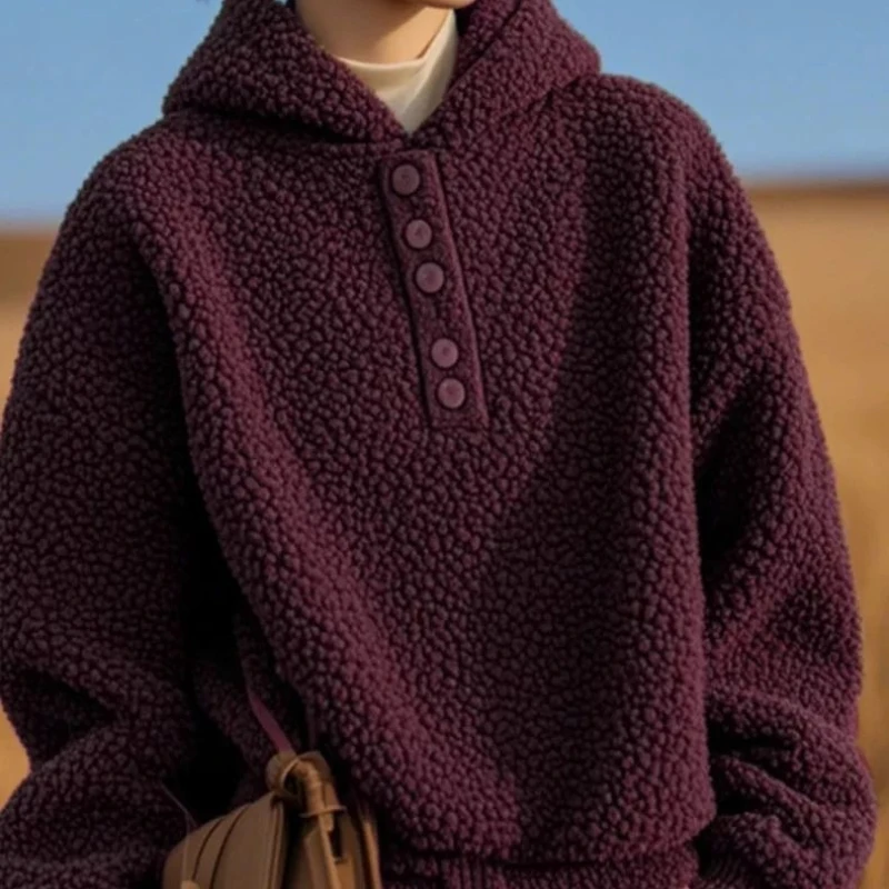 怠惰なフード付きラムウールセーター女性の秋と冬の新しいルーズファッションコート