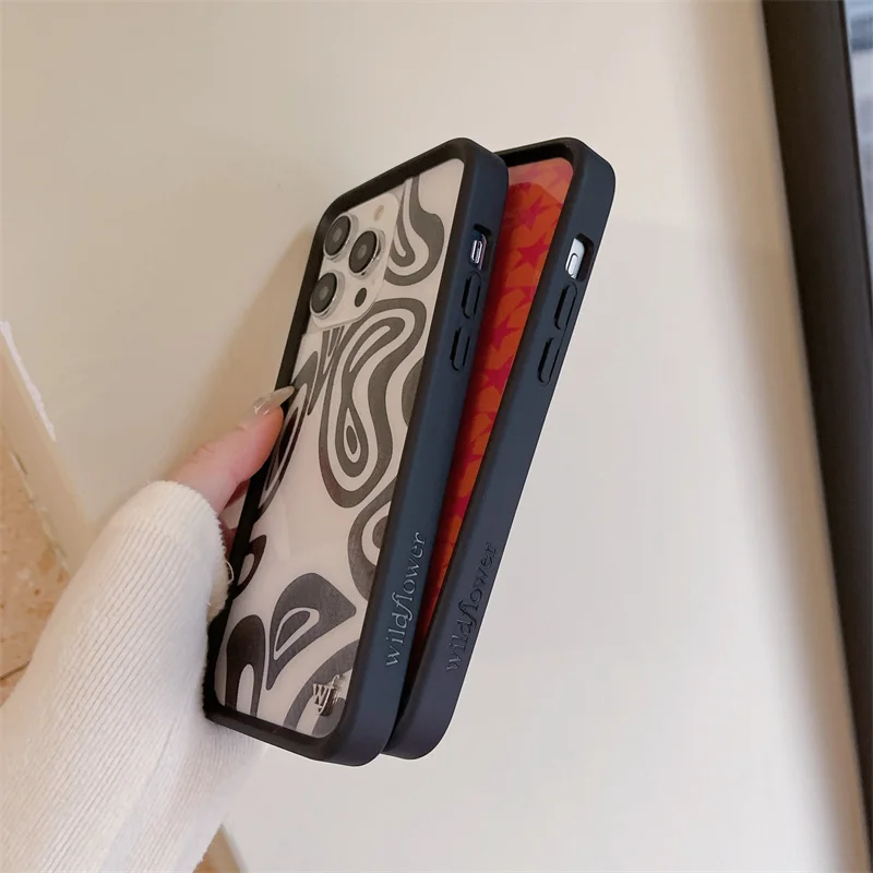 専用ページ SKULL BERRY柄 iPhone16proカバー HYSTERIC GLAMOUR（ヒステリックグラマー） イヤホン ヘッドホン SKULL