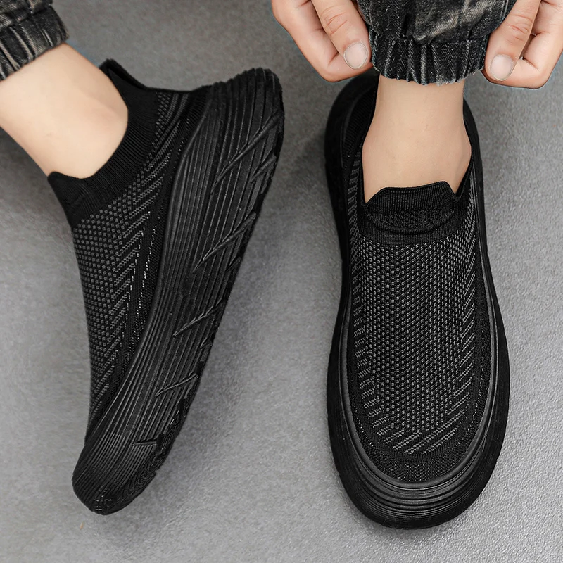 

Solid Color Men's Shoes New Comfortable and Casual Autumn Men's Sports Shoes Breathable Mesh Running Shoes Walking Slip-on Shoes