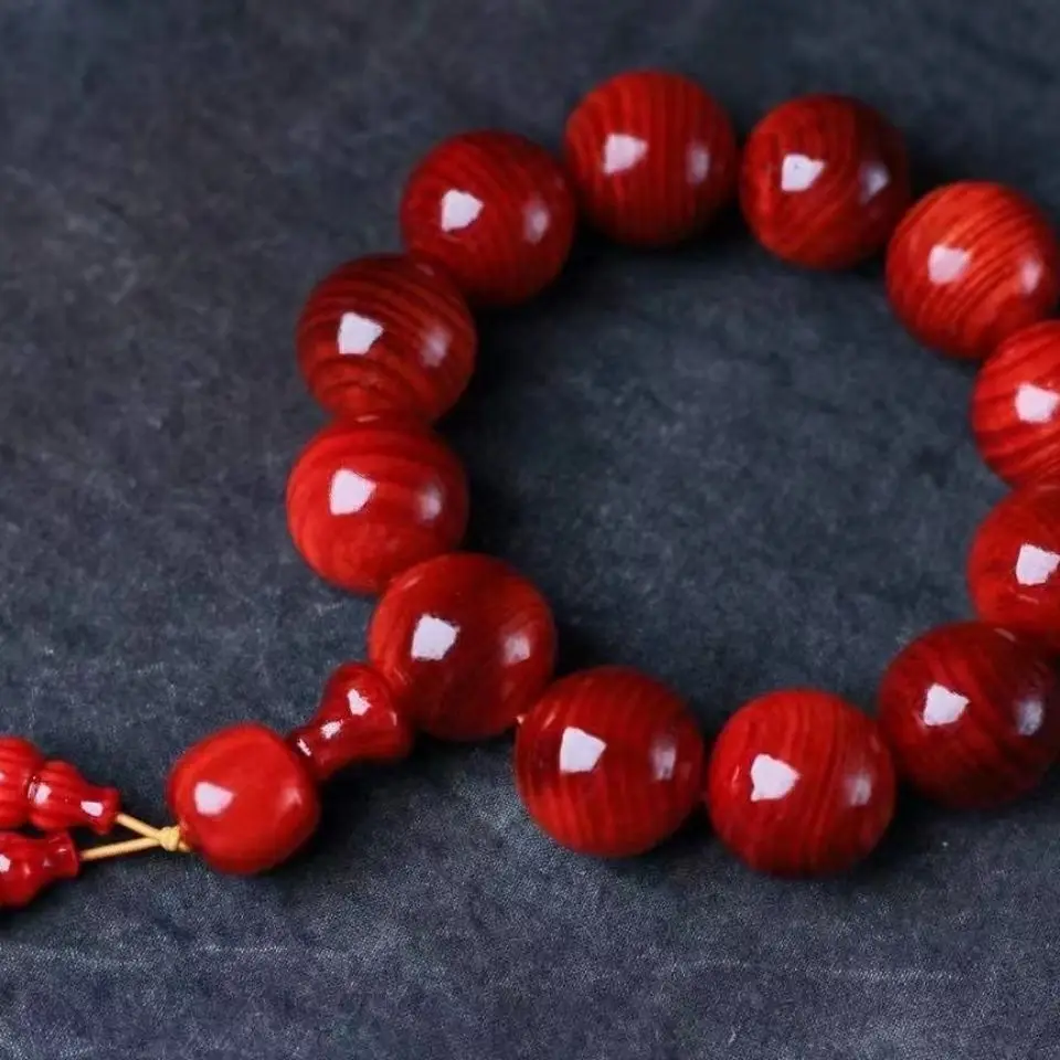 

Blood Dragon Wood High-Quality Flawless All-In-One Handmade Bloodshot Bracelet Buddha Bead Hand String High-Grade Gifts