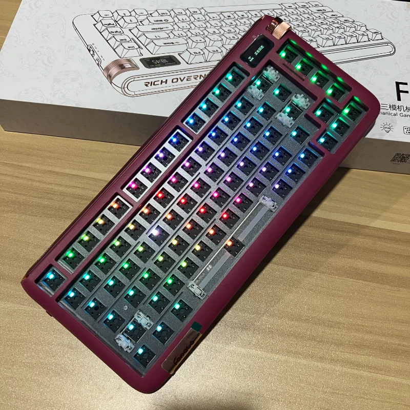 

Комплект беспроводной механической клавиатуры F75 HIFI Bluetooth, трехрежимная пользовательская игровая клавиатура RGB с возможностью горячей замены, ПК-геймер с умным экраном