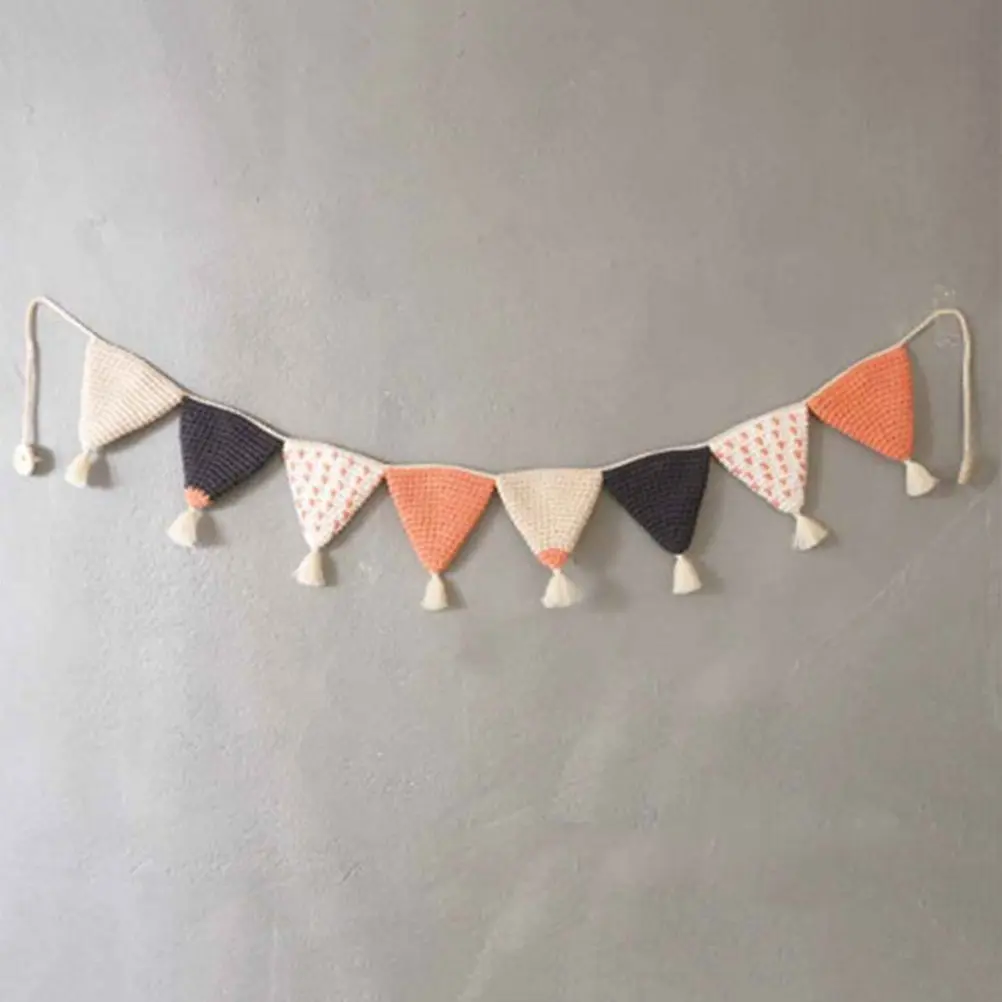 

Cotton Triangle Pennant Banner Garland Handmade Crochet Bunting Flag Decoration Home Wall Entrance Table Headboard Keepsake