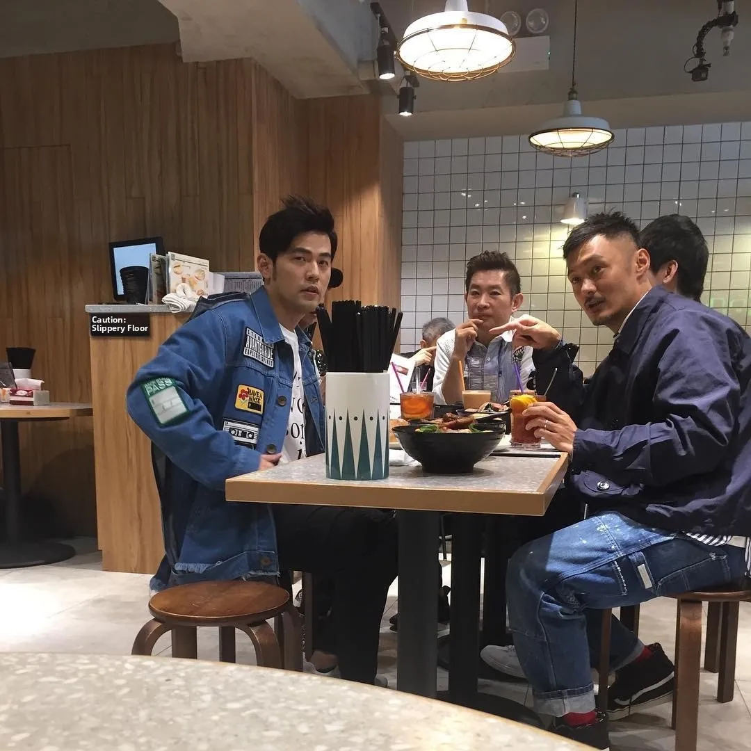 Trendy Japanese Brand MDNS Windproof Autumn Winter Jacket for Young Men with Multiple Pockets Fashionable Workwear Style