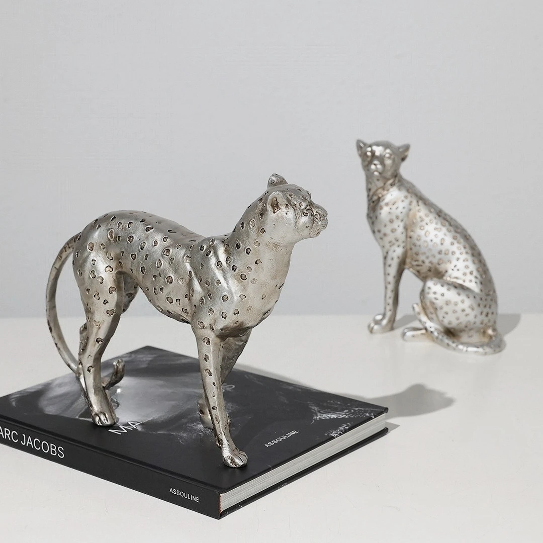Resin Handicraft Simulation Leopard Cheetah Sculpture Spotted Animal Figurine Home Office Desktop Tabletop Decor Ornament Gift
