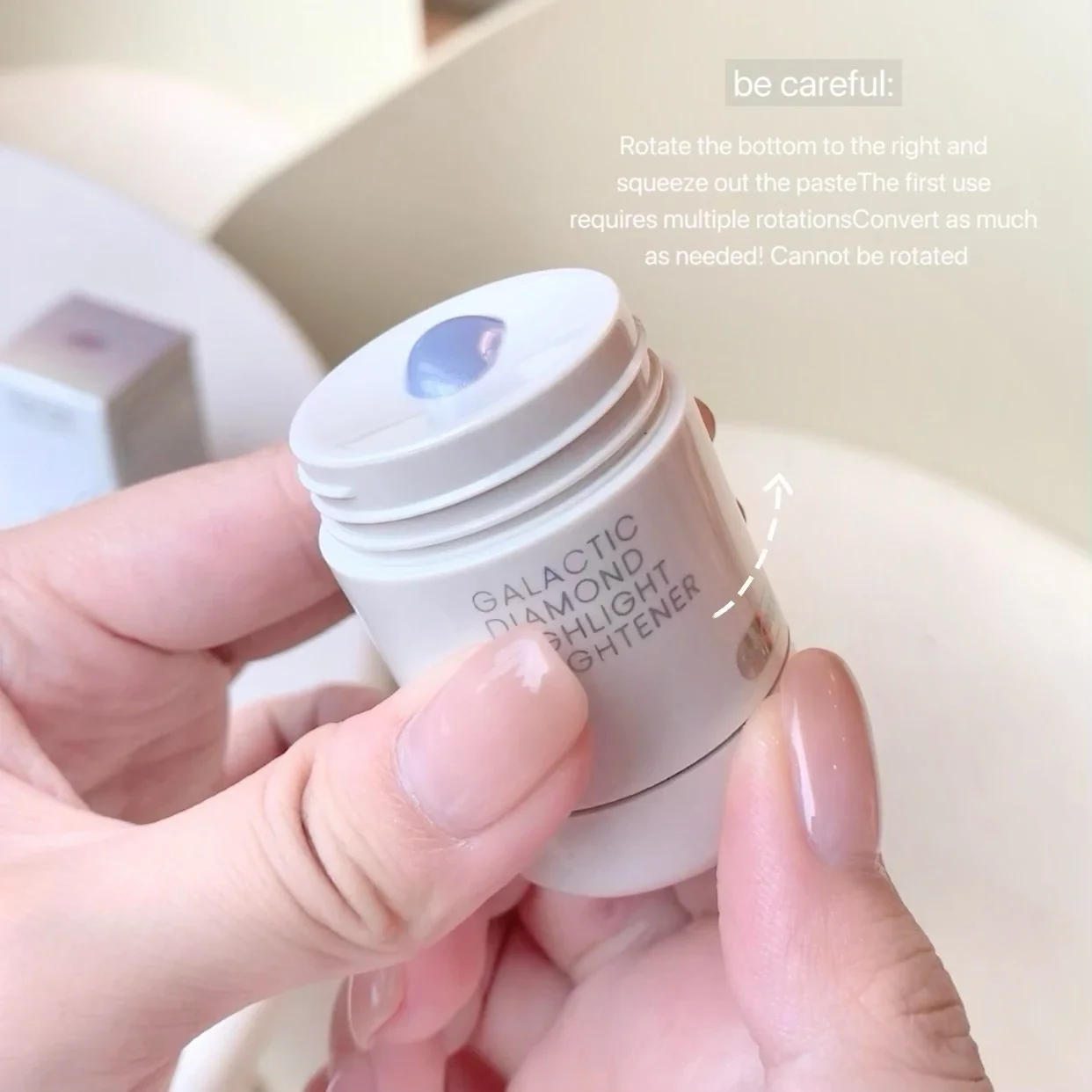 ギャラクシースターダイヤモンドハイライター、ファイングリッター、保湿、耐水性、すべての肌のトーンに最適、輝きを生み出します