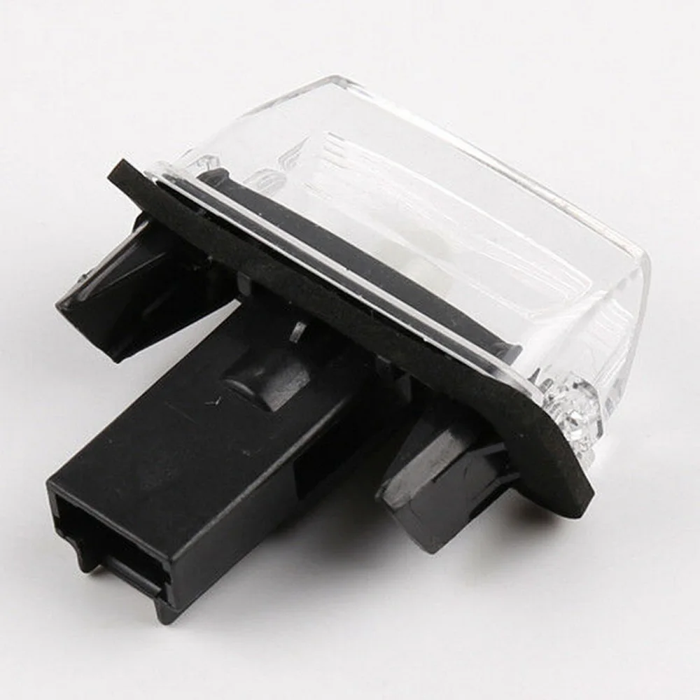 Car Rear License Plate Light Lamp for Toyota Verso 2009-2012 Yaris Levin Camry Corolla 2007-2014 Auris 81270-0F020