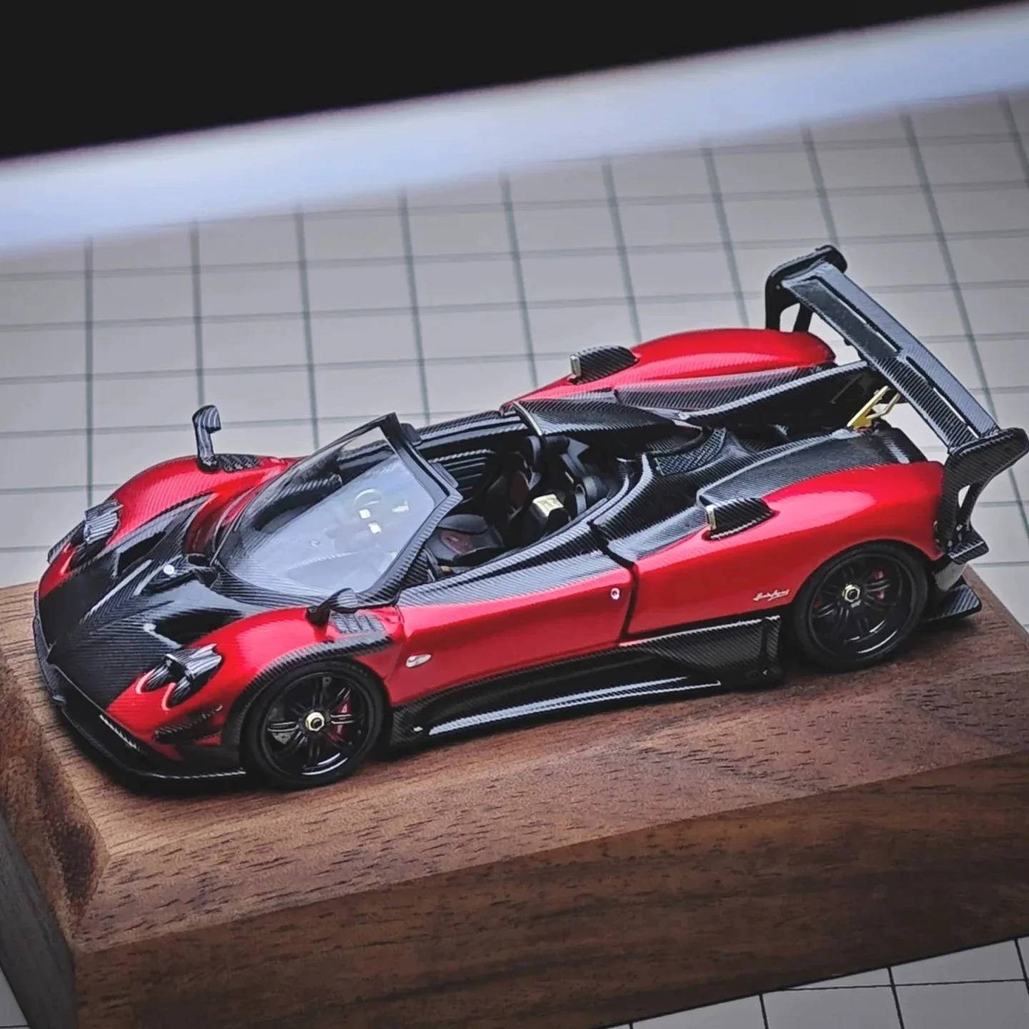 Rhino RM 1:64 Pagani Zonda 760 MY Roadster Red Convertible Opening Alloy Diecast Model Car Collectible Gift